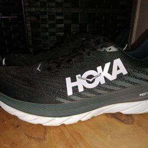 Hoka mach 5